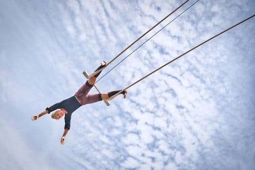 Oscillante: Torino diventa capitale del circo aereo contemporaneo