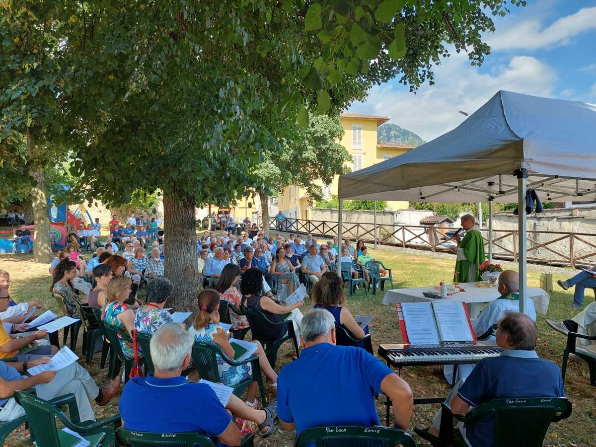 Envie rinnova la tradizione di San Giovanni: domenica la festa nel parco della torre del castello