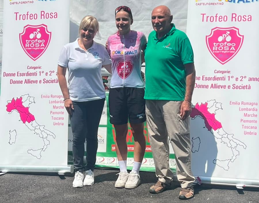 CICLISMO / Strabiliante Nicole Bracco: mantiene la maglia rosa collezionando l'undicesimo podio stagionale