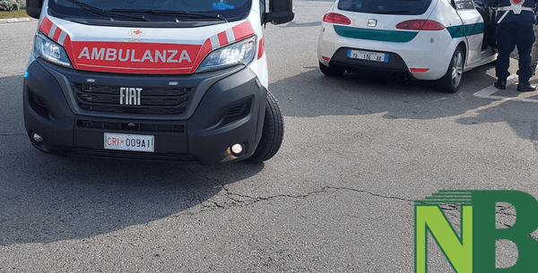 Due incidenti in successione a Biella: soccorsi ciclista e uomo in monopattino