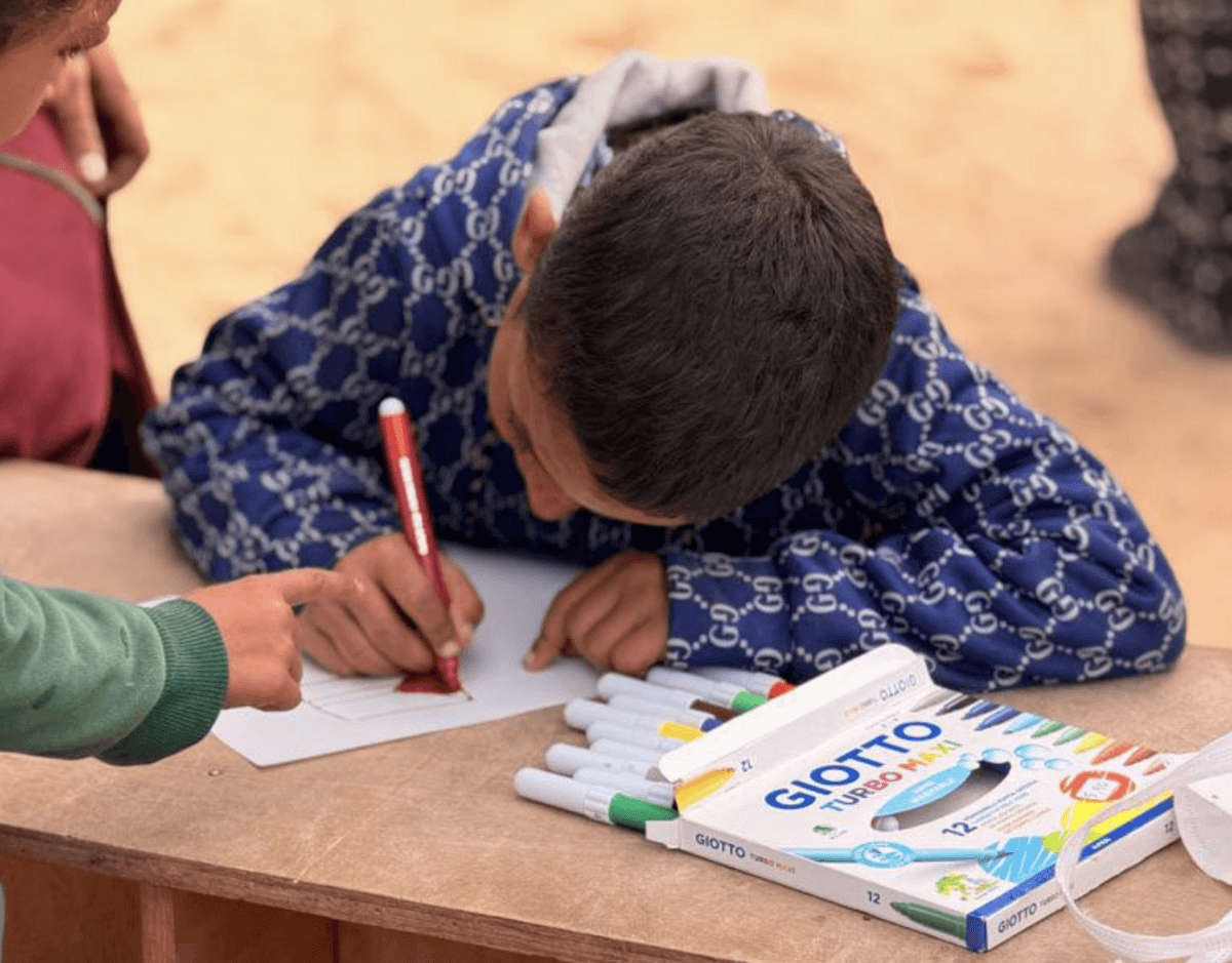 In mostra a Torino i disegni dei bambini di Gaza che sfidano le bombe. Creazzo: "Gli abbiamo restituito un po’ di infanzia" [INTERVISTA]