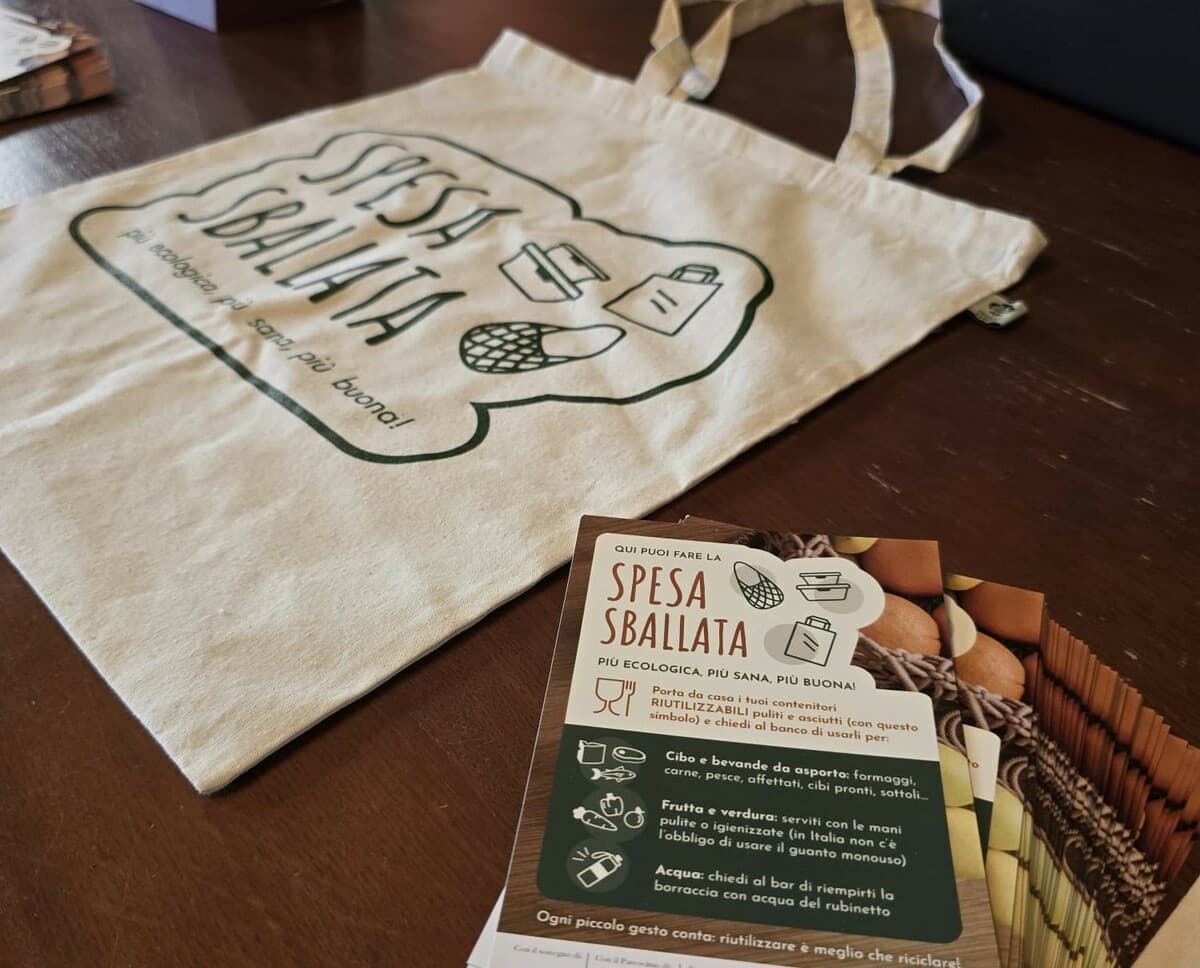 A Fossano la "spesa sballata" festeggia un anno