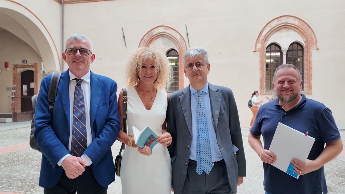 "Manifesto per l'Occidente": sala Barbero gremita a Fossano per la presentazione del volume dei professori Valditara e Azzoni [FOTO E VIDEO]