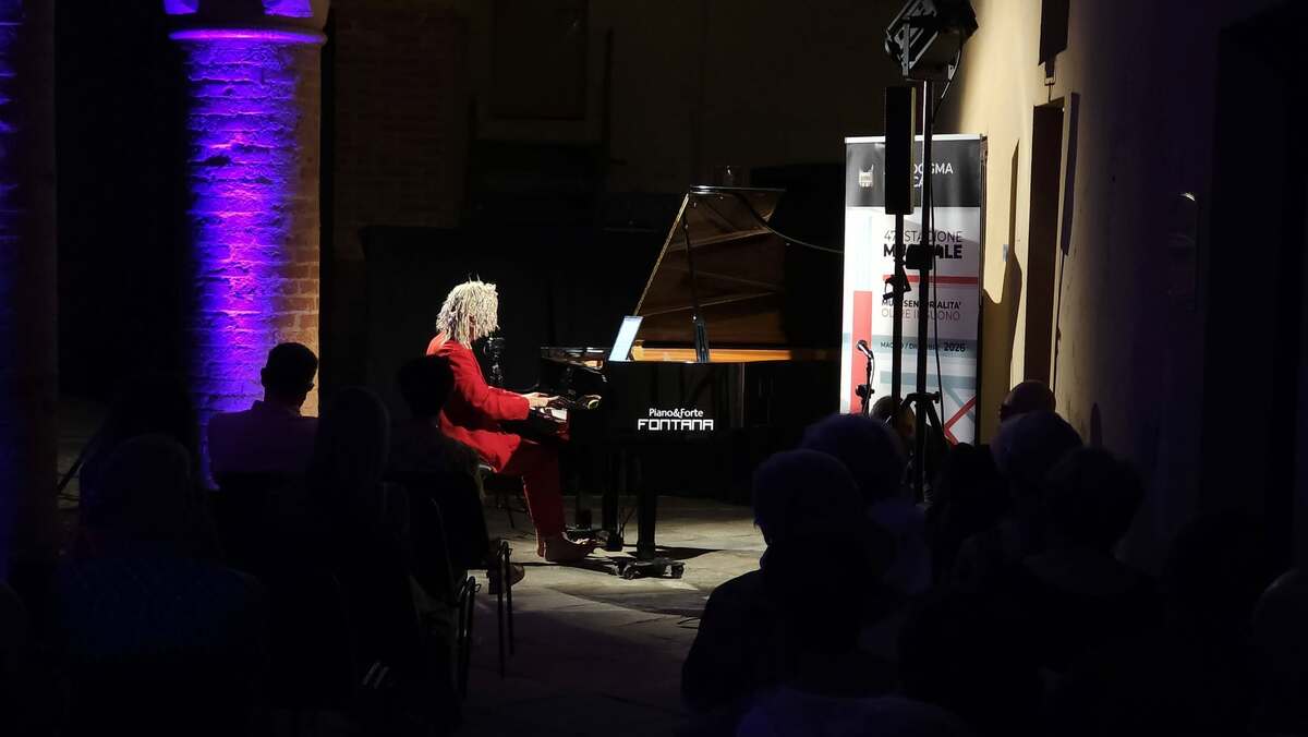 Maurizio Mastrini incanta Revello con il concerto "Capelli"
