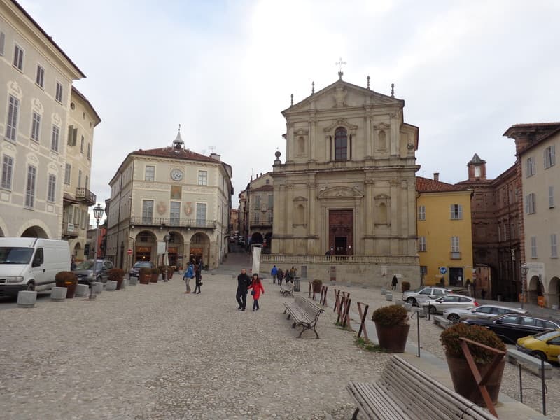 Mondovì, da lunedì 2 novembre ritorna la viabilità invernale in piazza Maggiore