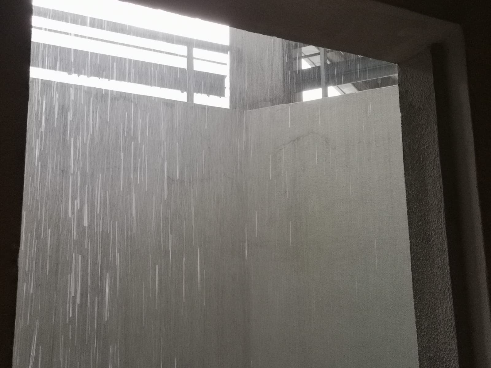 Pioggia e vento sulla provincia di Torino, è ufficialmente iniziato l'autunno