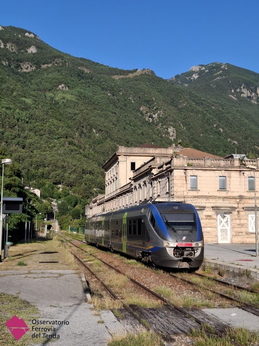 Ferrovia Cuneo-Ventimiglia, l'Osservatorio del Tenda tra gioia e amarezza: "Entra in vigore la nuova convenzione, ma aumentano ancora le tariffe"