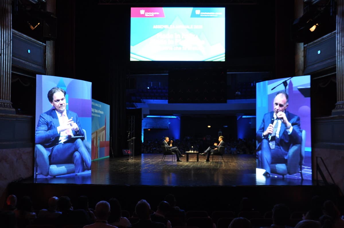 "L’industria che fa la storia": ad Alba l’assemblea di Confindustria Cuneo e Piemonte alla presenza di Emanuele Orsini [FOTO E VIDEO]