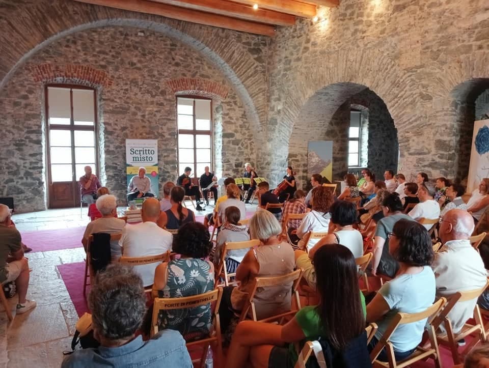 Scritto Misto, il gran finale al Forte di Fenestrelle: libri, musica e il filo rosso tra umano e disumano