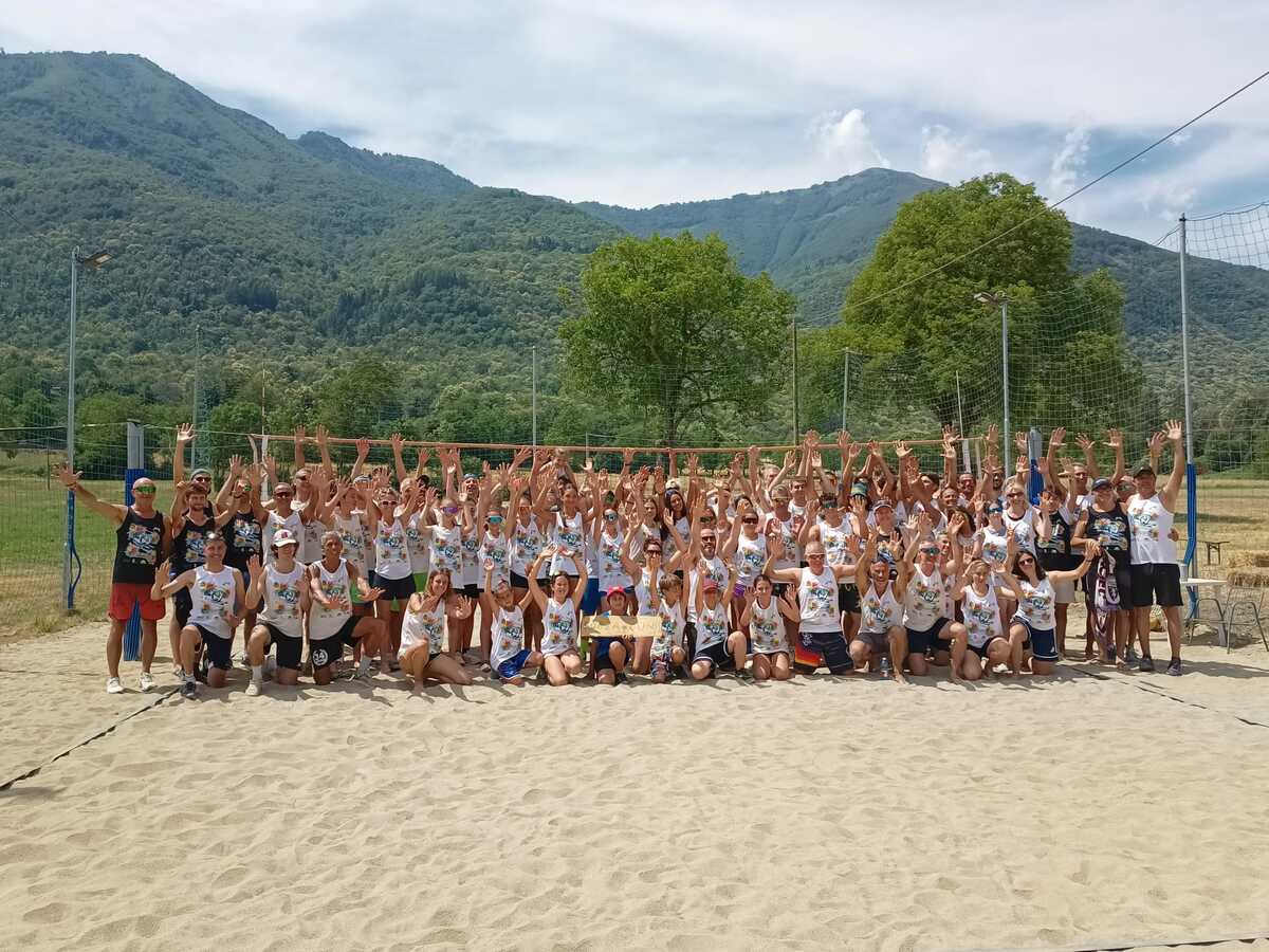 Genitori e figli, in campo insieme da sedici anni: Festiona celebra il torneo che unisce le generazioni
