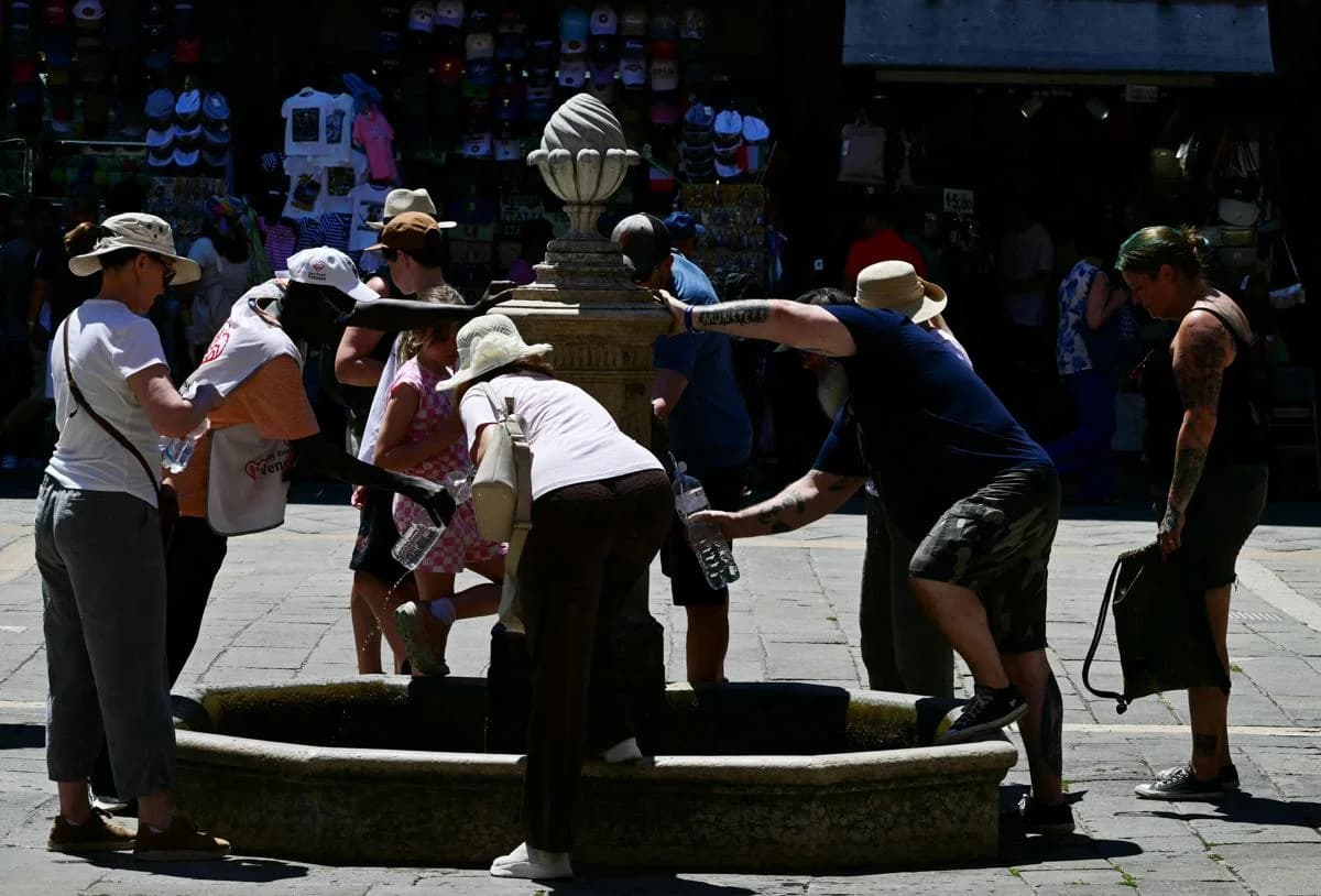 Caldo estivo: attesa una pausa per Ferragosto, allerta in 7 città