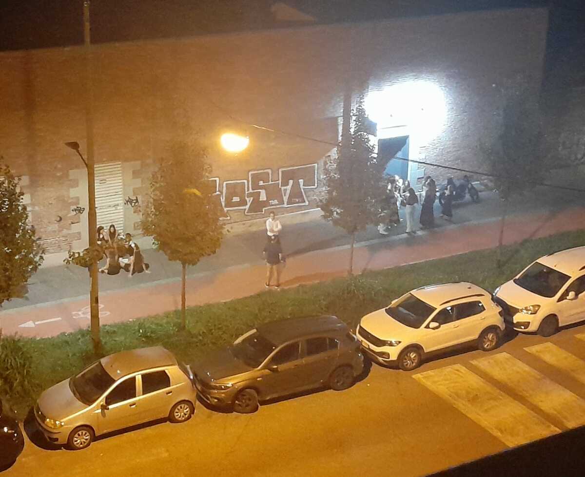 Malamovida e musica a tarda notte, esplode la rabbia dei residenti in corso Umbria