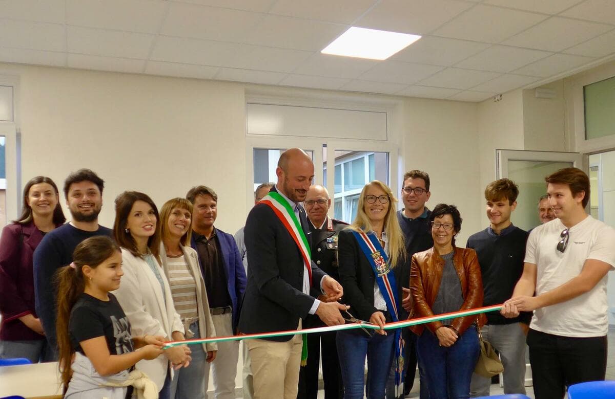 Verzuolo, inaugurata la nuova mensa delle scuole medie [FOTO]