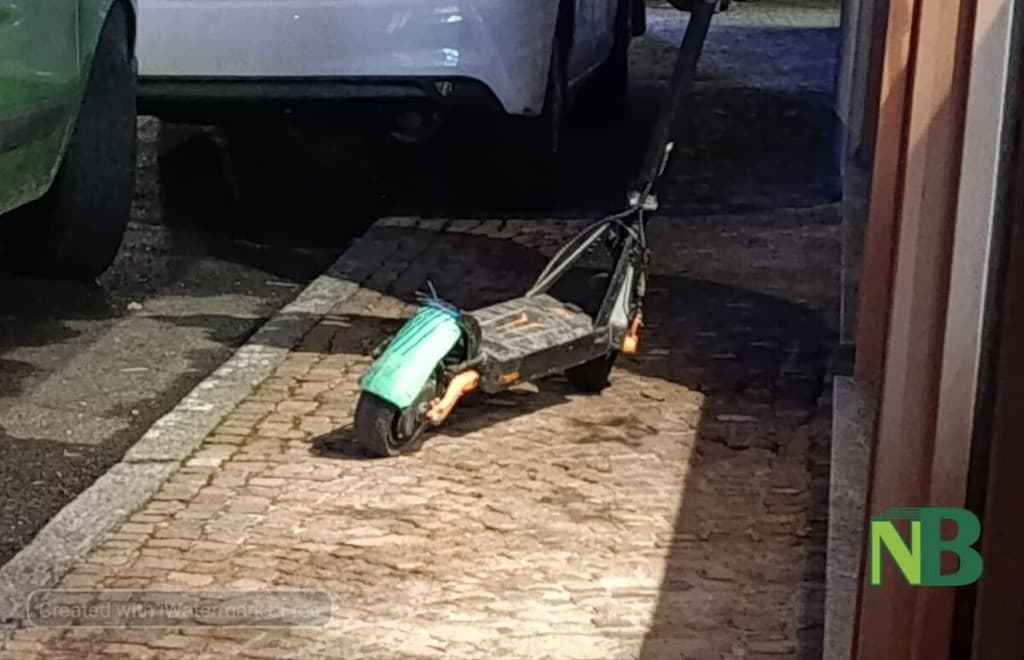 Biella, incidente tra auto e monopattino: un giovane in ospedale