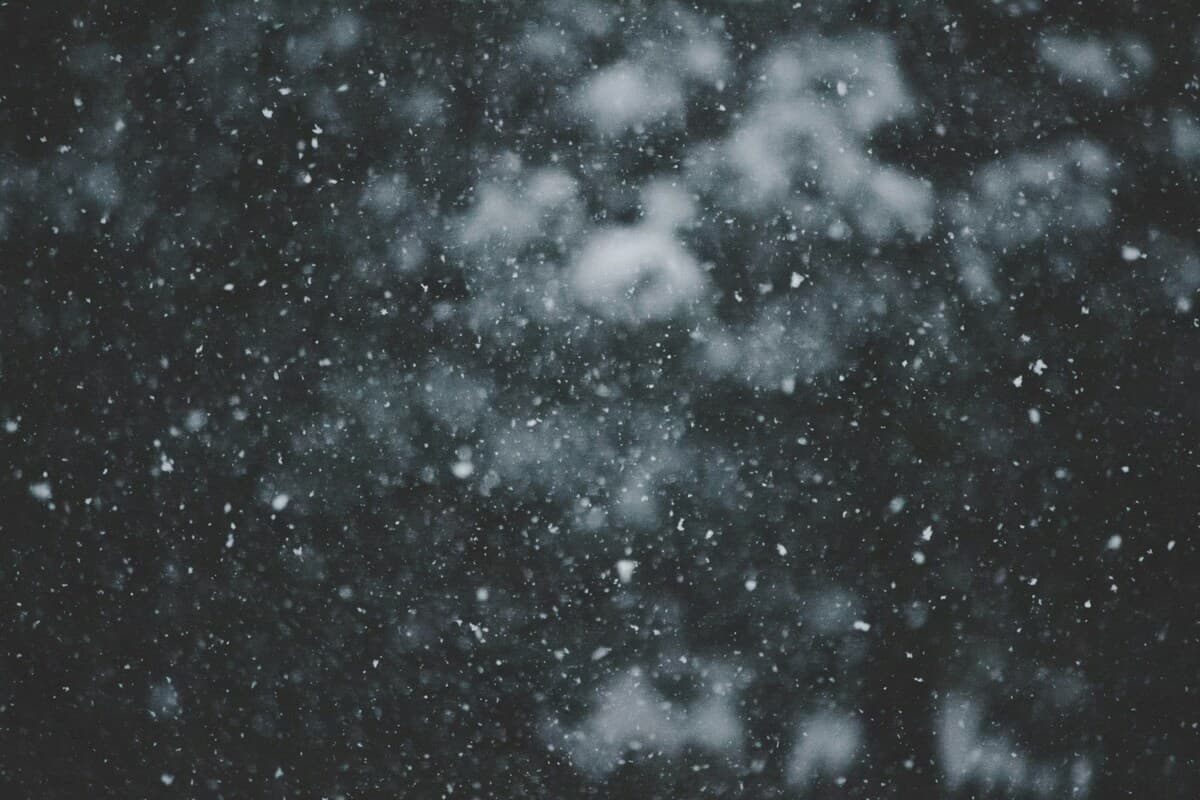 Temperature in calo: la settimana che anticipa il Natale si apre con pioggia e neve