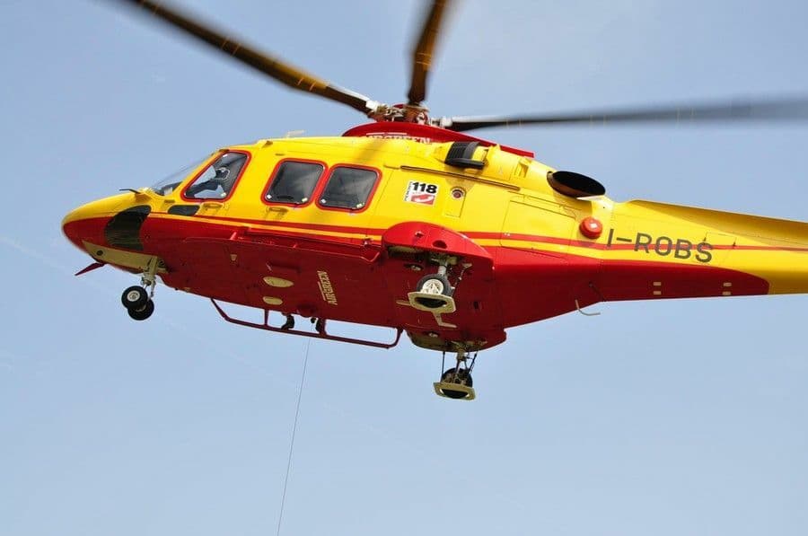 Incidente sul lavoro a Mathi: operai ustionati dall'acido