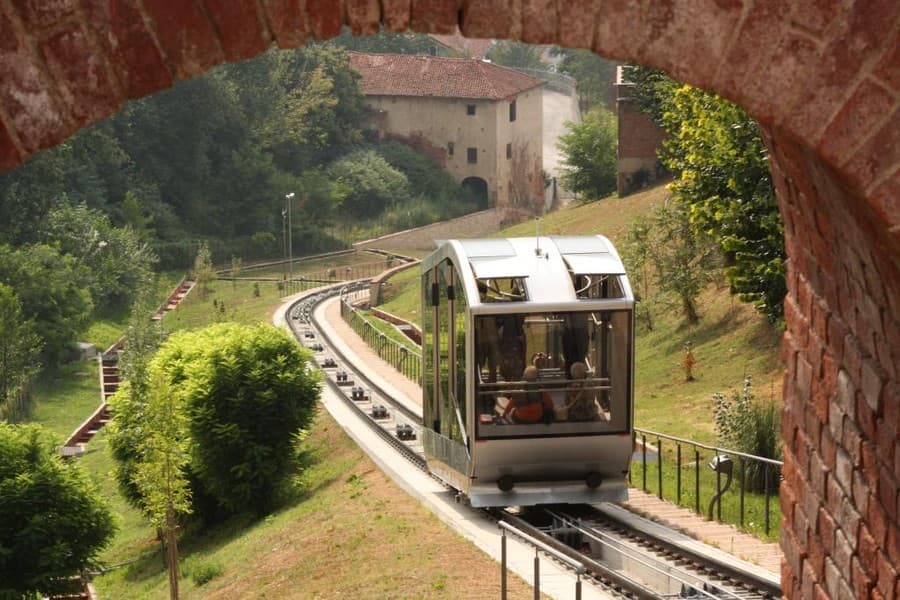 Mondovì, la Funicolare anticipa la sua riapertura: servizio ordinario riattivato da venerdì 2 ottobre