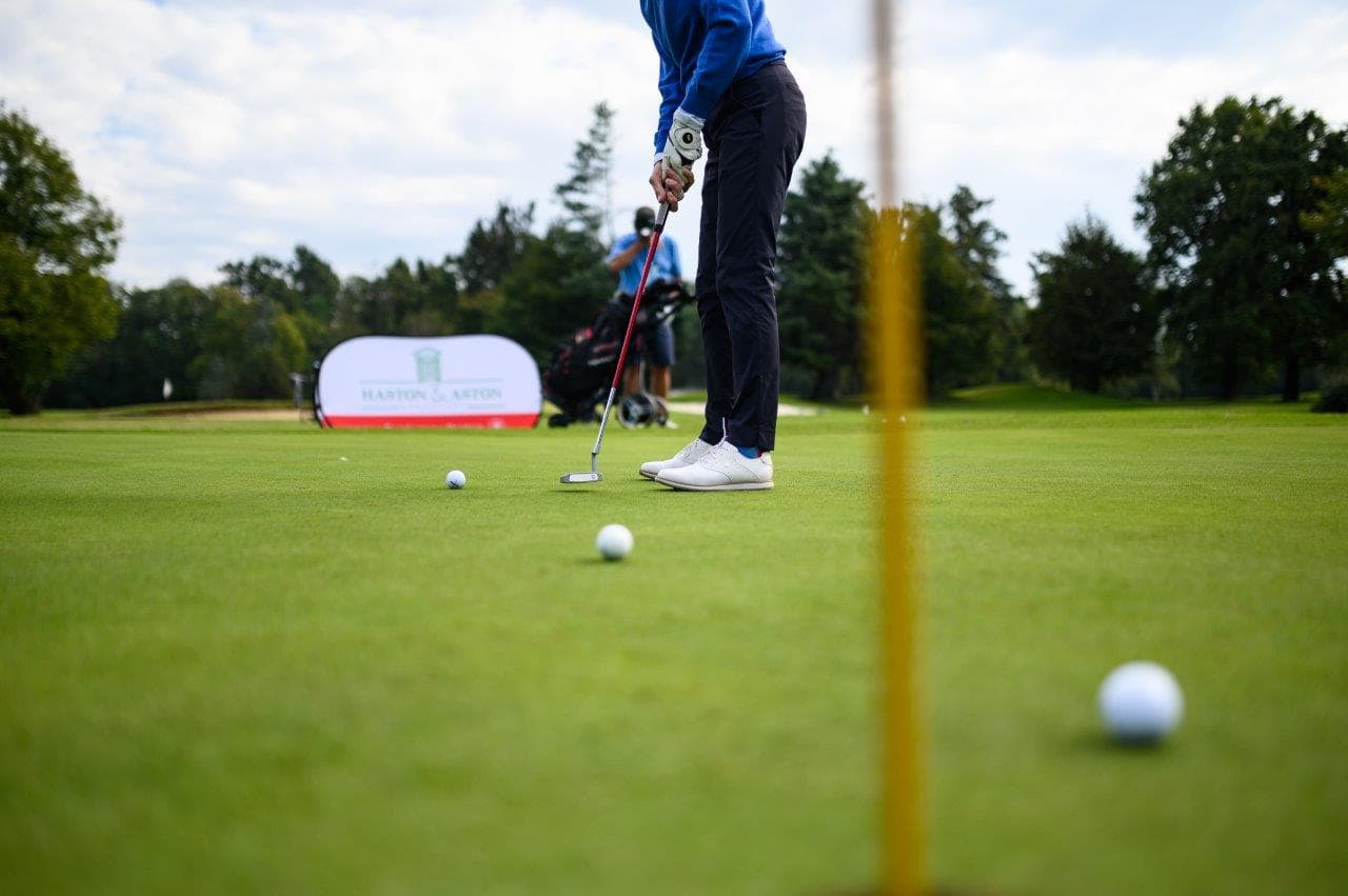 Grazie al golf la solidarietà va in buca: raccolti oltre 37 mila euro per sostenere Fondazione Paideia
