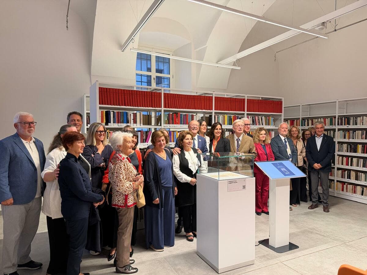 Una lettera autografa di Mazzini entra nel patrimonio di Cuneo: il dono del Rotary Club per il Centenario