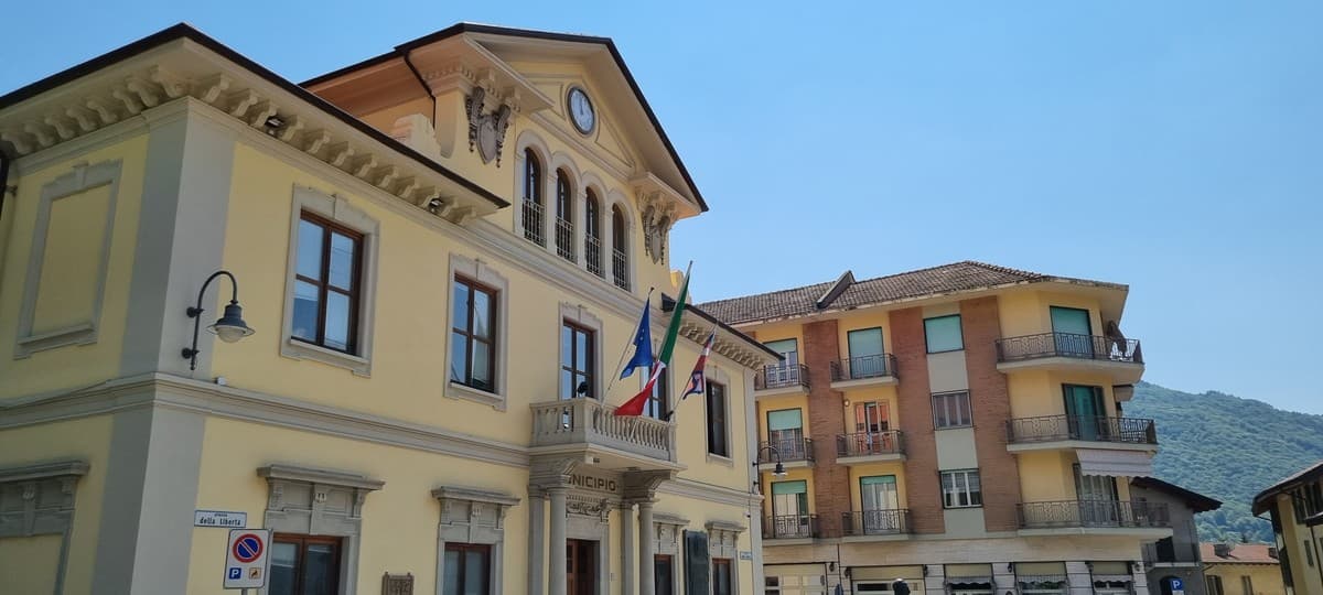 Villar Perosa: vigilesse e sindaco salvano la vita a un uomo