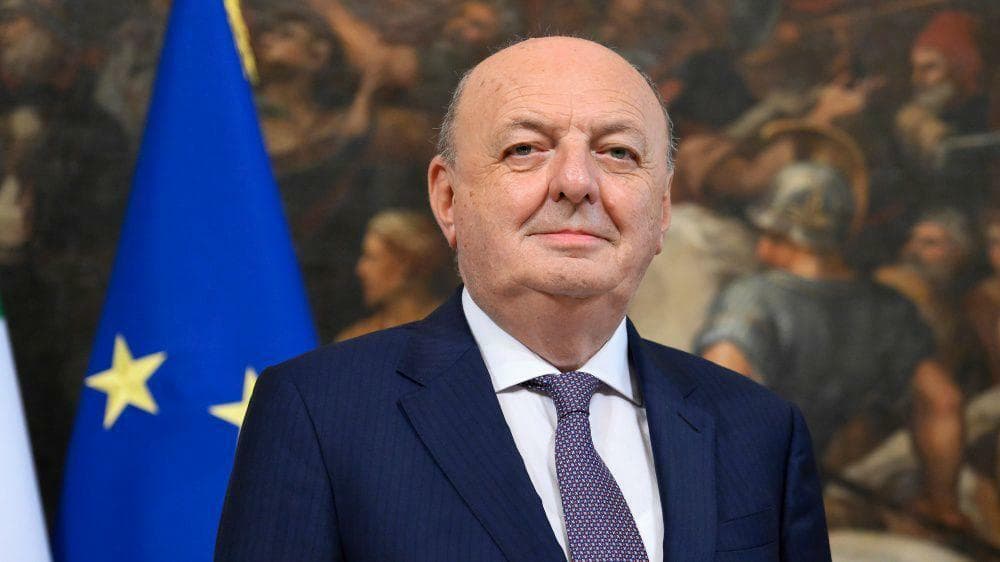 Energia, Pichetto firma il decreto contro la saturazione virtuale rete  