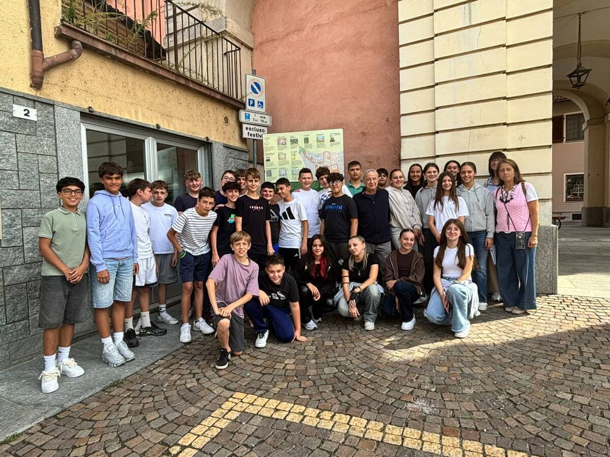 Moretta raccontata dai suoi alunni: inaugurato il pannello "Moretta passo dopo passo" con 12 luoghi della storia del paese