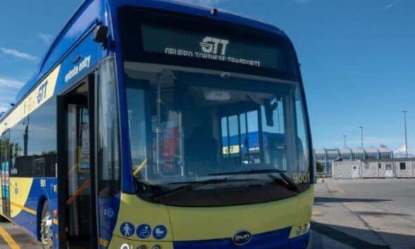 Dipendente GTT investita nel deposito a Torino, aperta inchiesta della procura