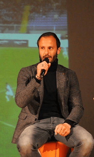 Calcio, è ufficiale a Parma: Alberto Gilardino è il nuovo allenatore