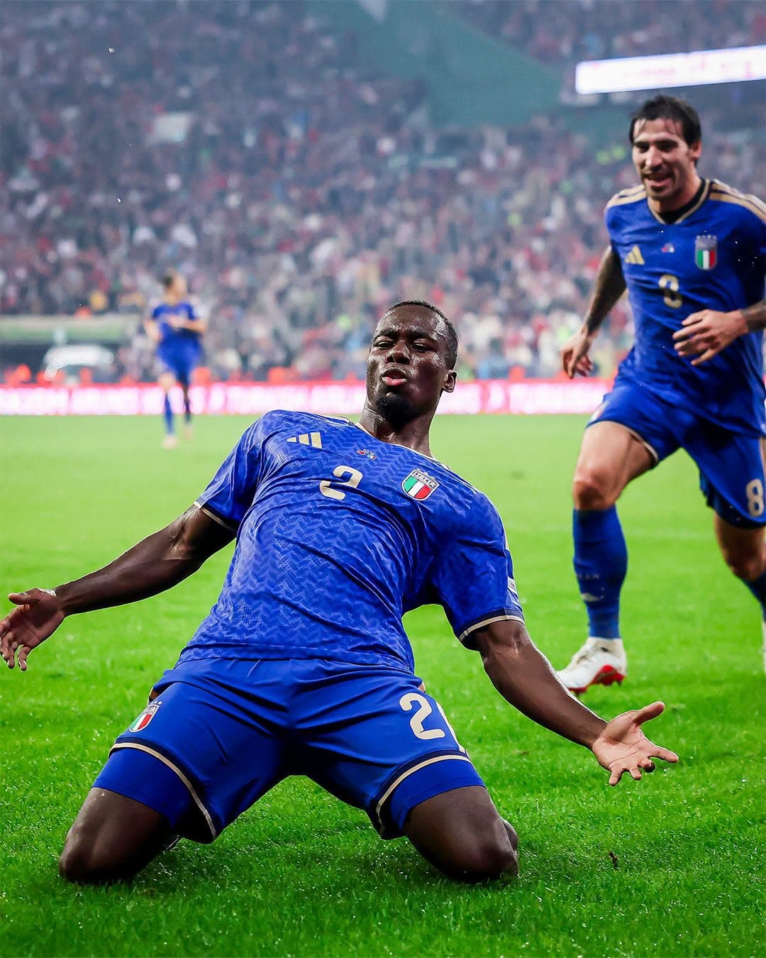 Da Gozzano alla Nazionale, esordio da sogno per Kayode: subito in gol con l’Italia