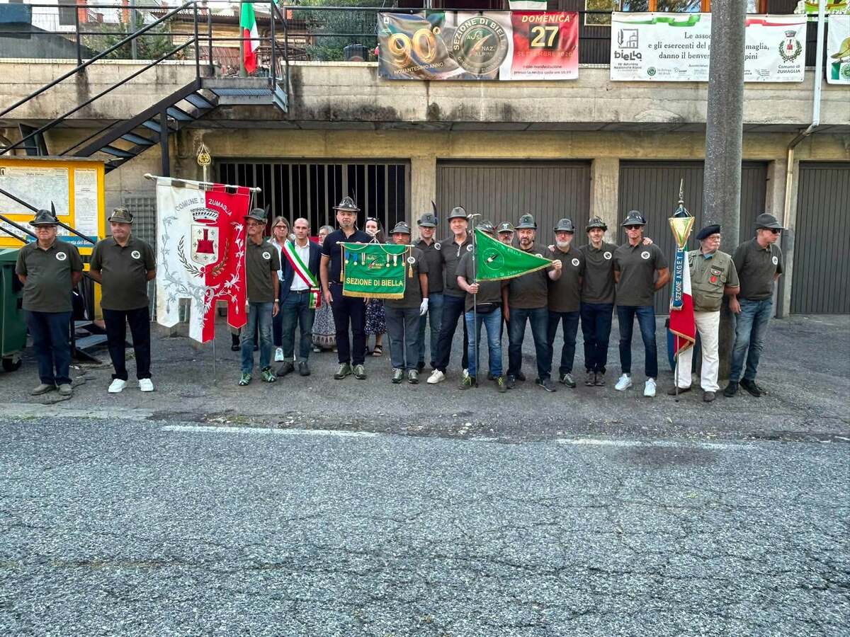 Zumaglia, il Gruppo Alpini festeggia 90 anni FOTO