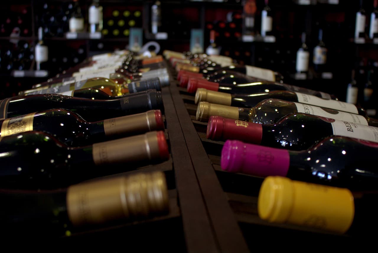 Vino piemontese, la Regione rilancia: oltre 100 milioni e un Osservatorio con l’AI