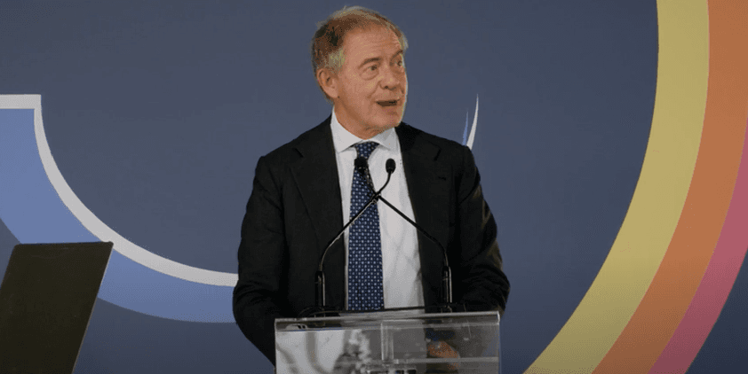 Mirafiori, adesso anche il Governo spinge su nuovi volumi. Urso: "Serve  un terzo modello"