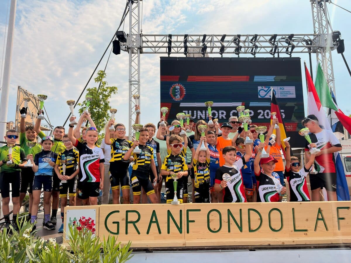 CICLISMO / Cuneo, la Junior Cup anima piazza Galimberti: quaranta giovani in gara tra sport e festa