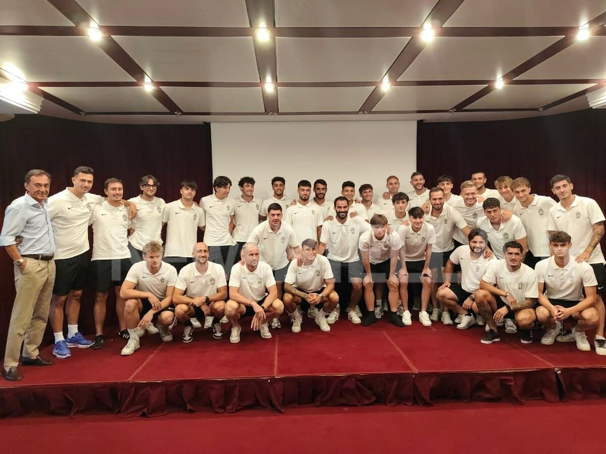 Calcio, la Biellese presenta la nuova stagione: “L’obiettivo? Portare il nome della città il più in alto possibile senza porsi limiti” FOTO