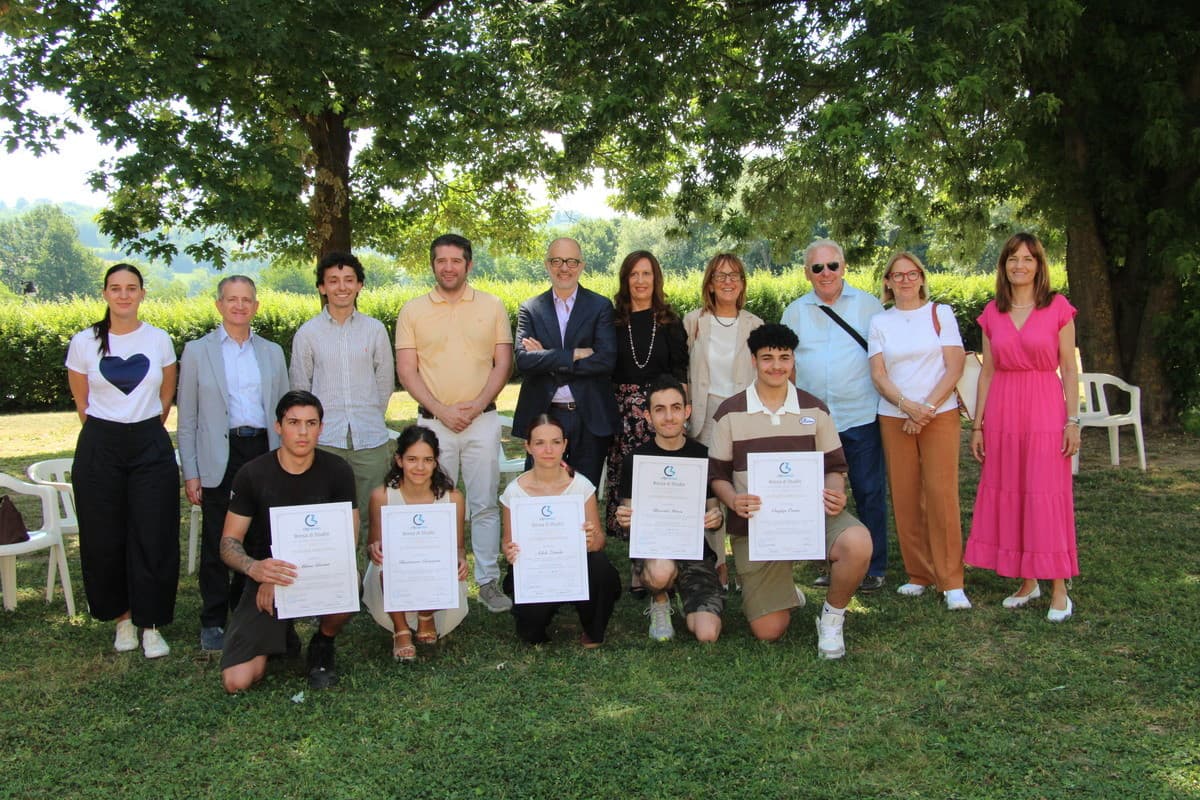 Consegnate le borse di studio agli studenti meritevoli del Cfpcemon Mondovì [FOTO]