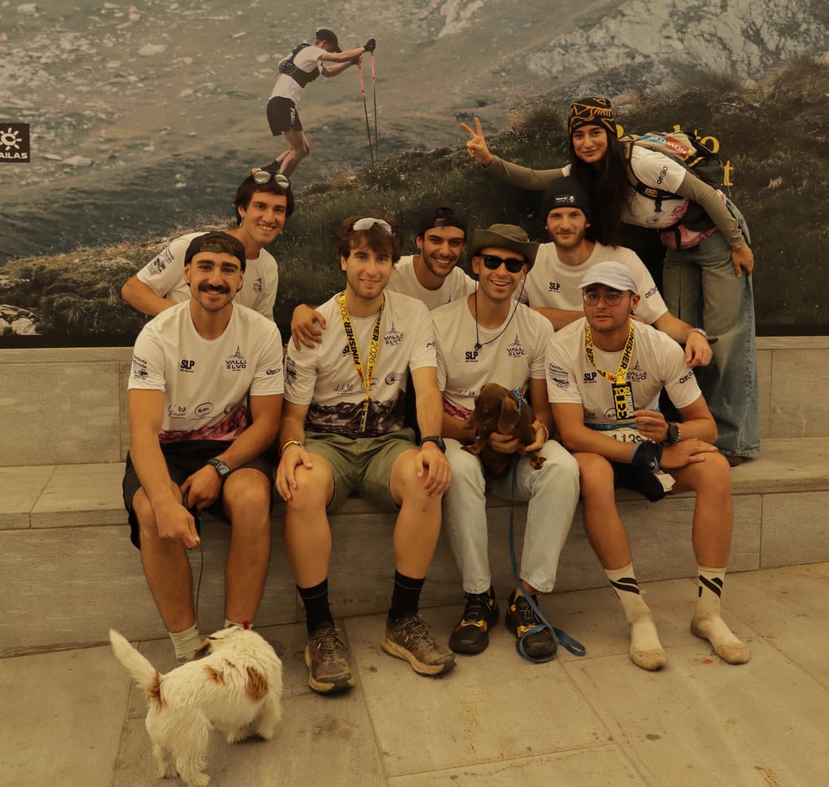 Impresa al TOR 330: Nicolò e Antonio al traguardo con il Valle Elvo Ultra Team! 