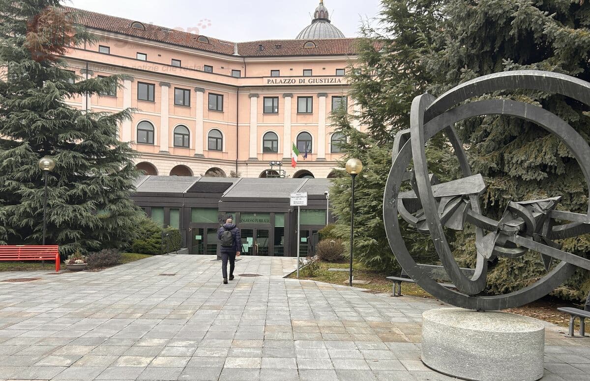 Fratturò la colonna vertebrale al muratore che gli chiedeva il saldo di un lavoro mai pagato: a processo imprenditore albese 