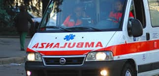 Donna muore per un malore in centro a Pinerolo