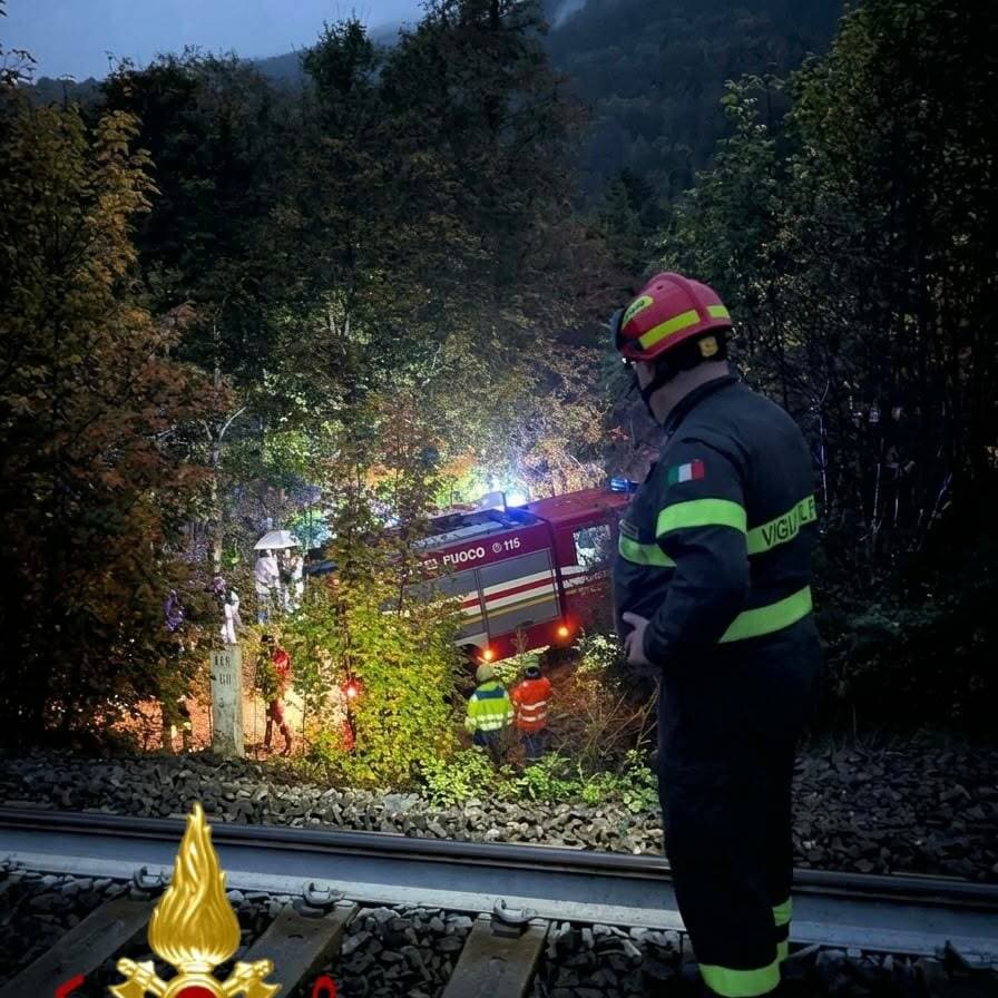 Tragedia sulla linea Torino-Bardonecchia, treno investe e uccide un pastore e le sue pecore