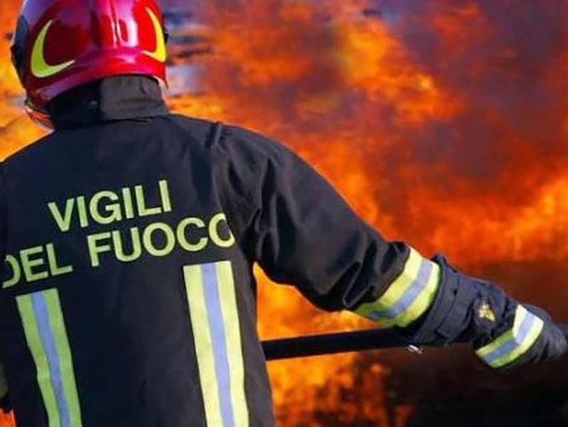 Incendio in una cucina di un ristorante a Fossano, sul posto i Vigili del Fuoco [IN AGGIORNAMENTO]