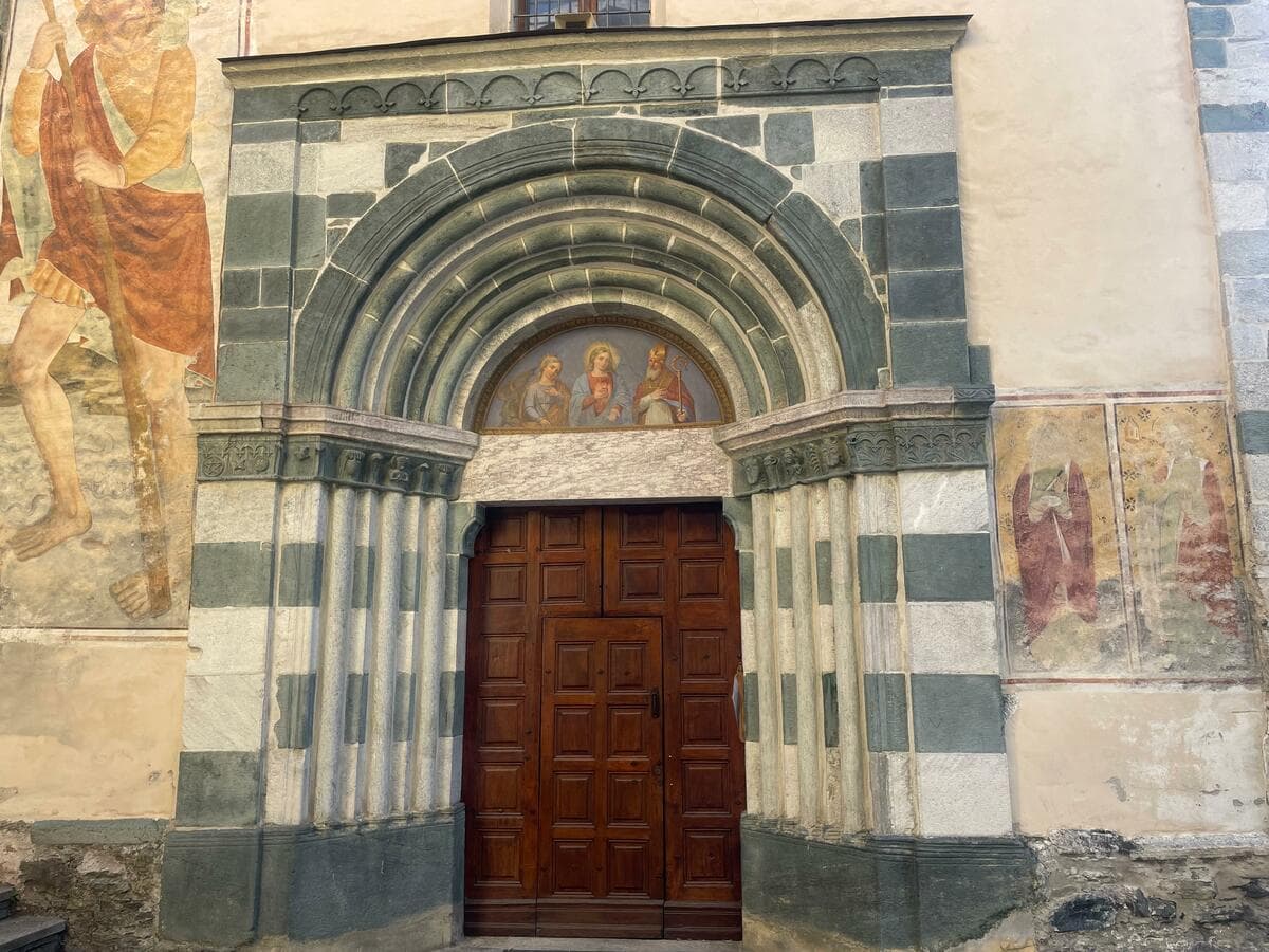 Casteldelfino riscopre la sua storia tra visita guidata e grande musica: domenica il concerto di Carlo Pignatta