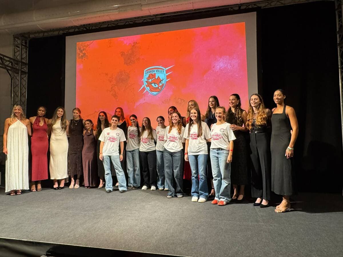 VOLLEY A1F / Tra red carpet, magia e sorrisi: la nuova Granda Volley si presenta a Cuneo [FOTO]