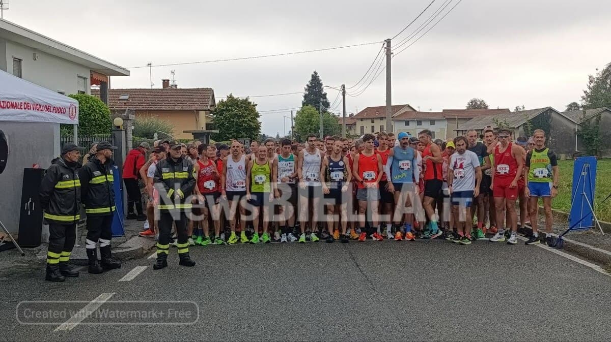 La pioggia non rovina l'entusiasmo dei runners, De Caro e Pulici sul gradino più alto del Giro delle Cascine FOTO e VIDEO