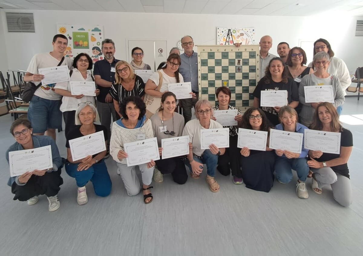 Scacchi a scuola, si chiude un anno da record: coinvolti 650 studenti nel Novarese