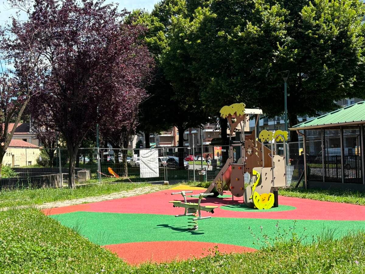 Mirafiori nord, riapre l’area giochi di via Balla dopo i lavori del Pnrr