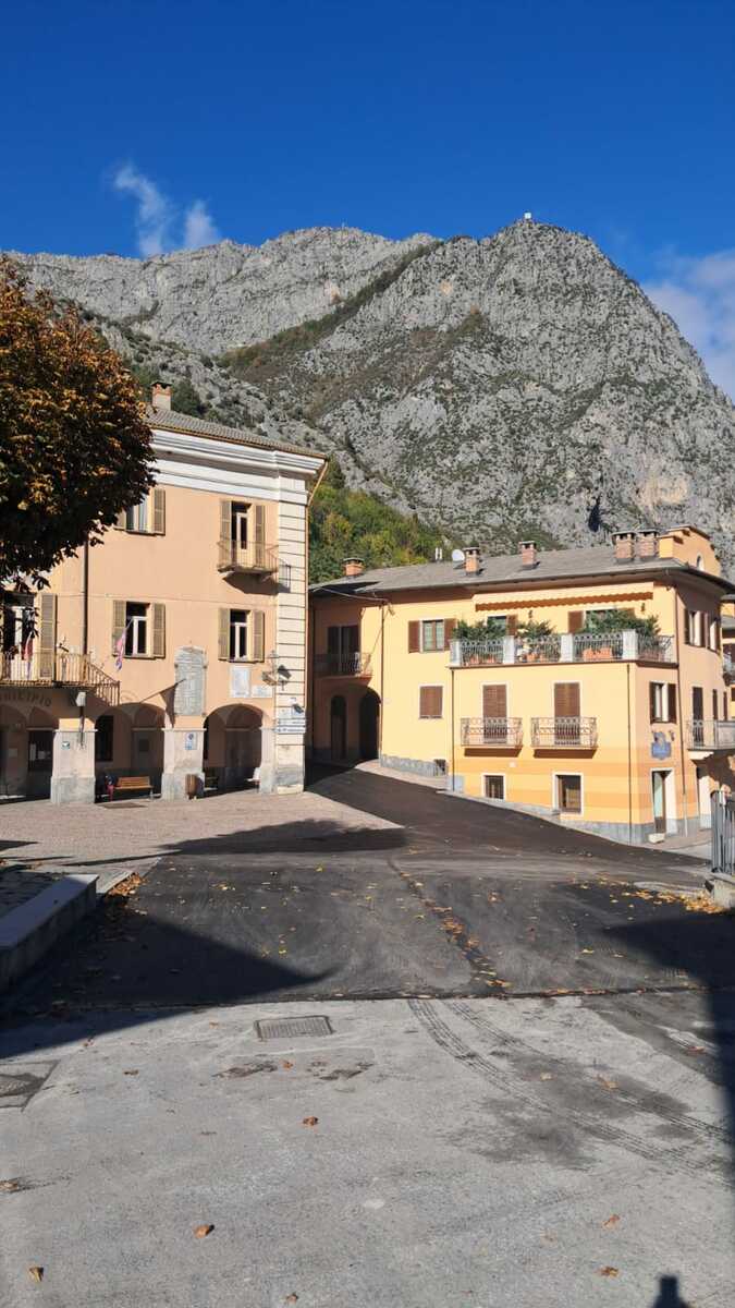 Valdieri, completati i lavori di riqualificazione in Via Raggi: sicurezza, nuove infrastrutture e massima accessibilità