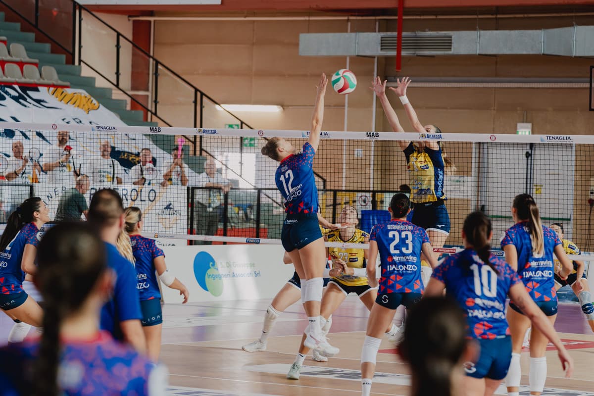 Volley A2/F: Wash4green Monviso Volley buona la prima a Vasto