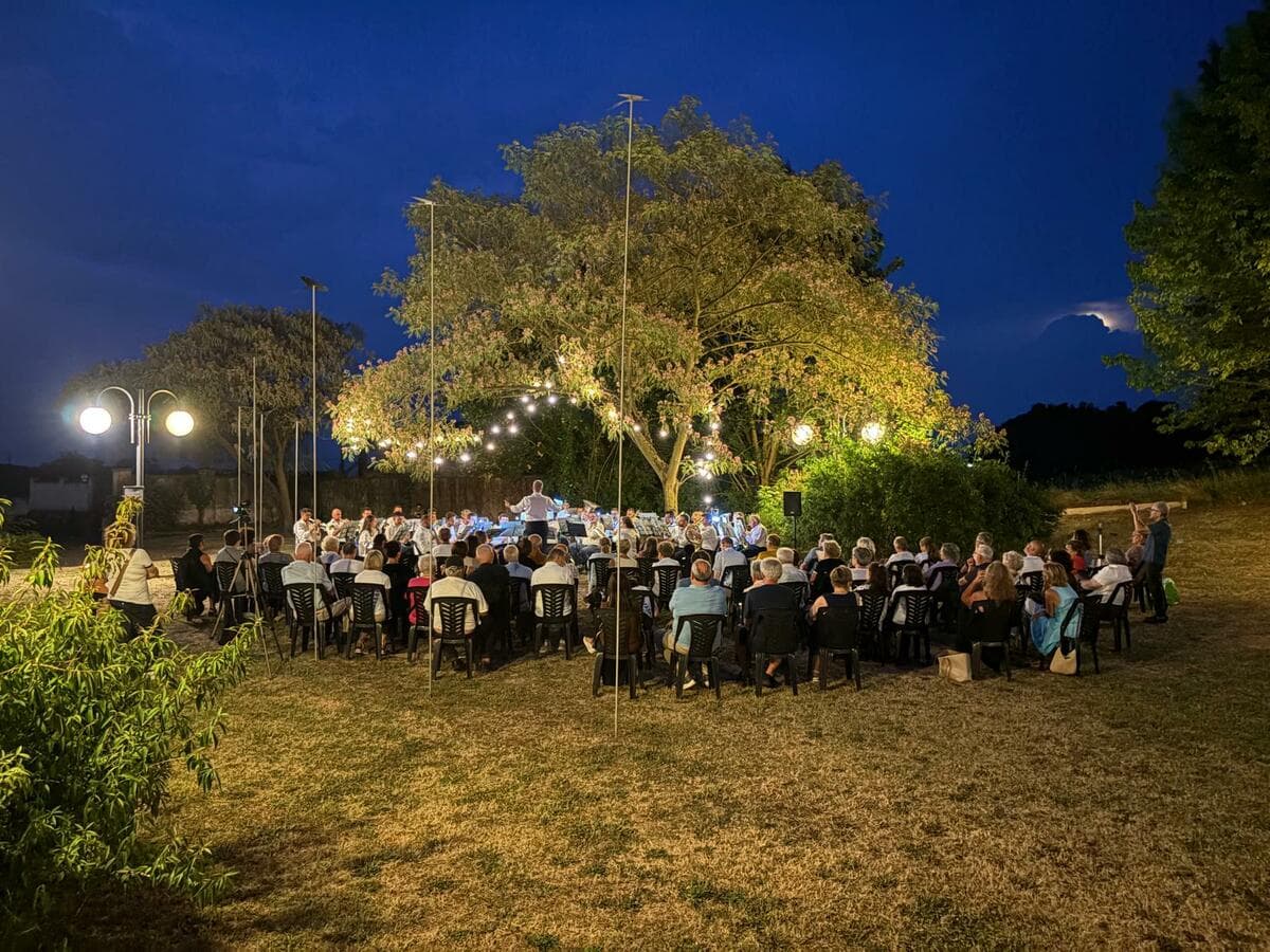 Castellengo, applausi per la Banda Musicale di Mottalciata e Castellengo alla festa patronale VIDEO