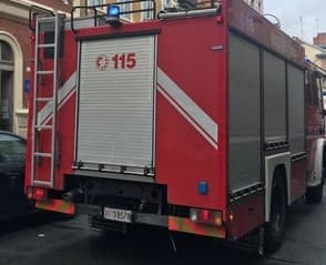 Cede il pavimento di una mansarda: giovane ferito, momenti di paura a Moncalieri
