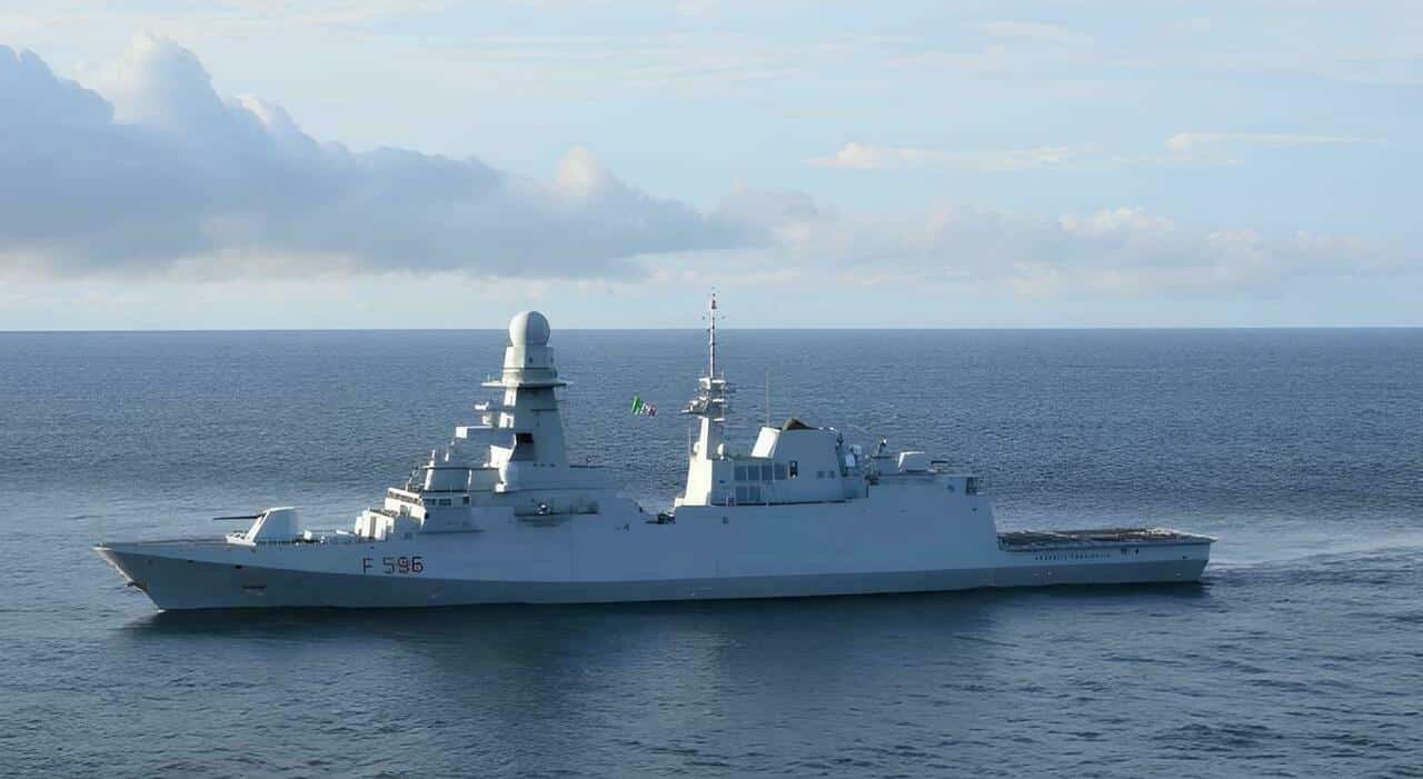 La Fregata italiana Federico Martinengo verso Cipro